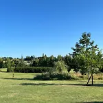 Les Foucauds بيت ضيافة Saint-Quentin-de-Caplong