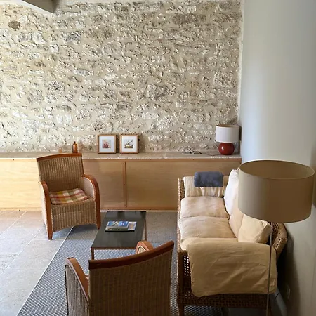 Les Foucauds Penzion 3*