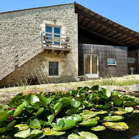Les Foucauds Penzion