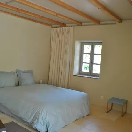 招待所 Les Foucauds