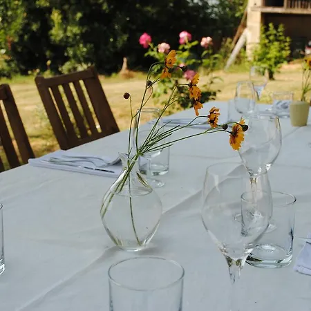 بيت ضيافة Les Foucauds