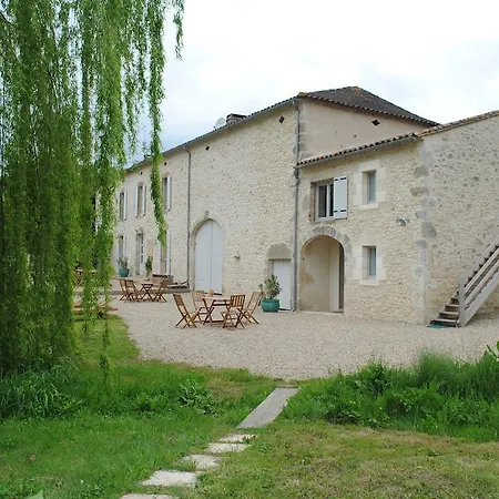 بيت ضيافة Les Foucauds Saint-Quentin-de-Caplong