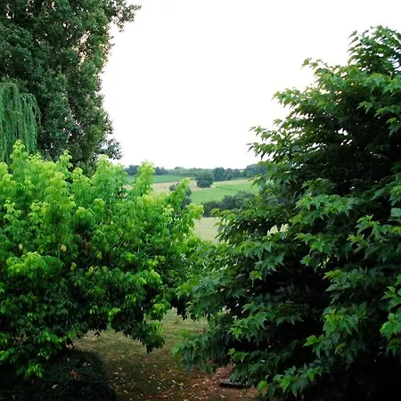 Les Foucauds بيت ضيافة 3*