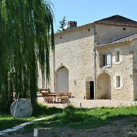 بيت ضيافة Les Foucauds Saint-Quentin-de-Caplong